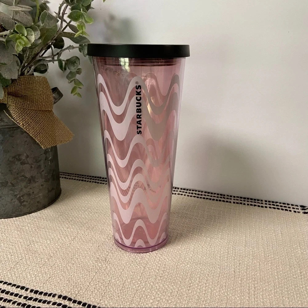 STARBUCKS / Pink Wavey Plastic 24oz Insulated Cup with Lid